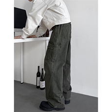军绿色