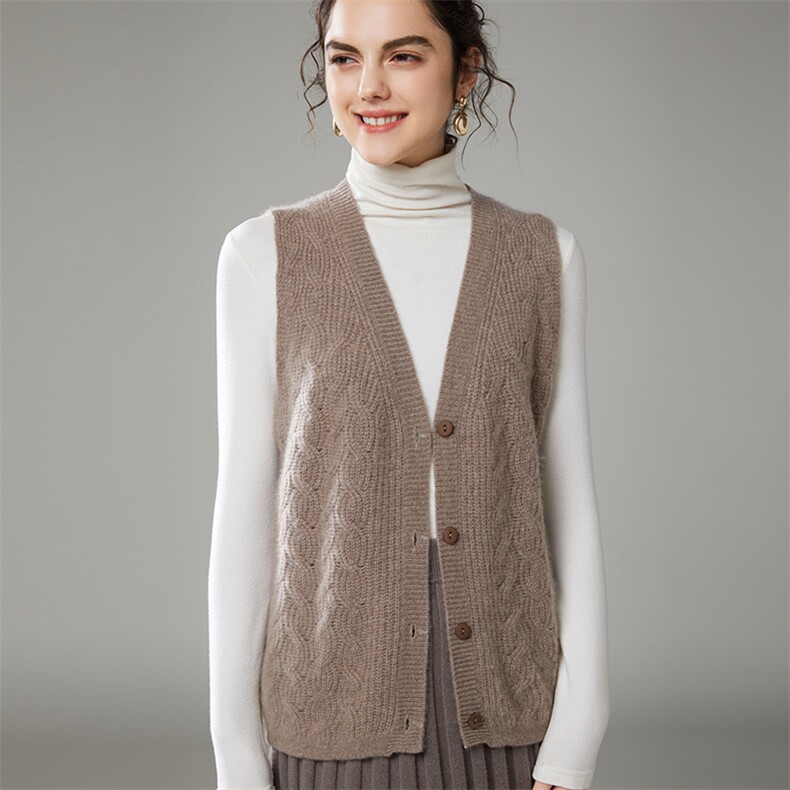 优雅气质V领单排扣毛衣马甲女秋新款显瘦百搭针织背心外套，女装马甲，萨奥羊绒