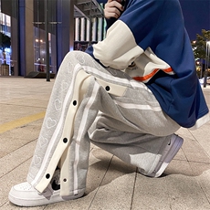 浅灰色