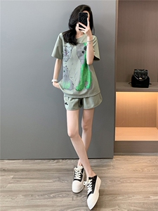 高级感时尚潮流套装女夏新款宽松圆领卡通印花上衣阔腿短裤两件套图片