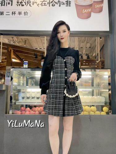 金丝绒拼接小香风，其它，一露玛娜