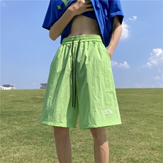 绿色