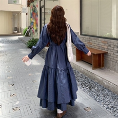 俏皮减龄波点灰色连衣裙女秋季2025新款韩版高级感收腰显瘦大摆裙，女装连衣裙，欧黛芙妮
