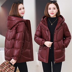 加厚保暖连帽羽绒棉服女2024冬新款中年妈妈宽松百搭洋气棉袄外套，女装羽绒服，婷思杰（原婷想服饰）