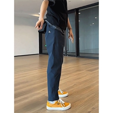 藏青色