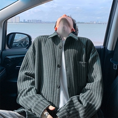 灰色