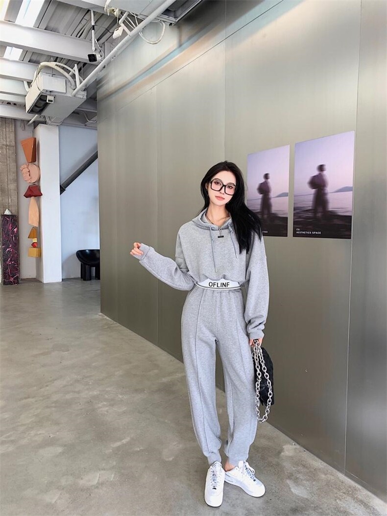 字母戴帽运动套装，女装职业装，DS-1