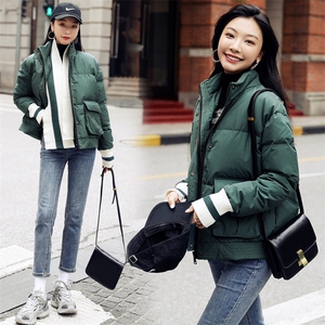 时尚保暖女士羽绒服 冬季新款休闲百搭可拆卸围脖设计 显瘦修身短款外套图片