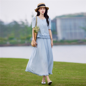 现货2026年夏季休闲风修身剪裁宽松型女通用型两件套轻薄透气图片