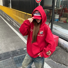 红色