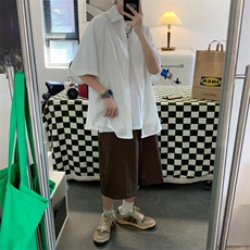 白色