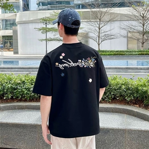 万针全刺绣工艺抖音得物高品质260克重磅纯棉双纱美式高街短袖T恤图片