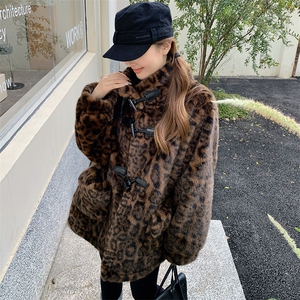 豹纹仿貂绒羊羔毛皮毛一体外套女2024冬季新款牛角扣加厚棉衣棉服图片