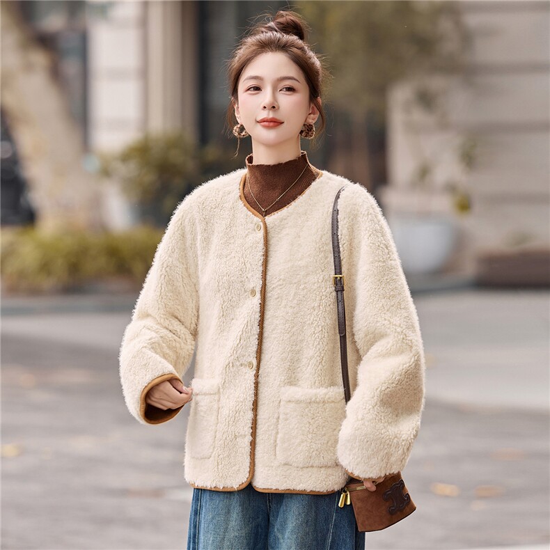 轻熟风气质拼色圆领羊羔毛外套女2025秋冬季百搭显瘦皮毛一体棉服,女装毛呢外套,蓝诺裳