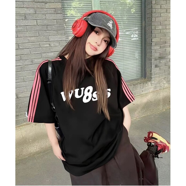 抖音得物品质二开240克宽松纯棉美式潮牌印花三条杠中性风短袖T恤图片