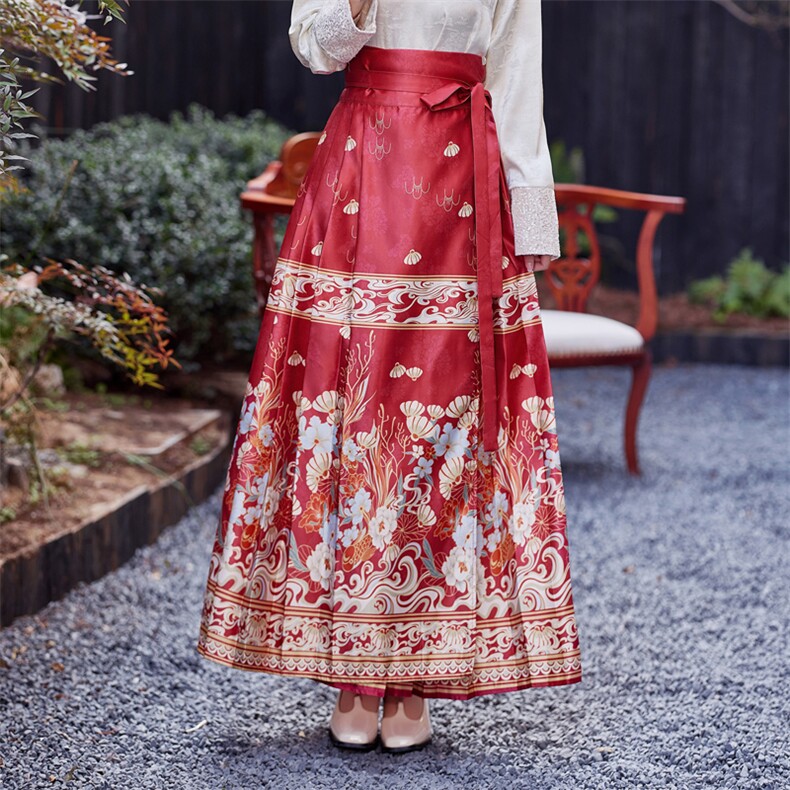 新中式国风马面裙女2024春秋新款高级感复古刺绣半身裙，女装半身裙，采品优优