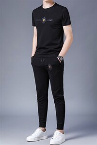 男士夏季薄款休闲短裤套装冰丝短袖t恤男2023年新款夏装两件套图片