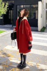 红色针织连帽毛呢羽绒服女冬超火好看高级感保暖加厚中长大衣外套，女装羽绒服，2C010