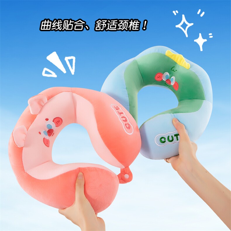 卡通萌物驼峰枕，冬梅坐垫毛绒玩具