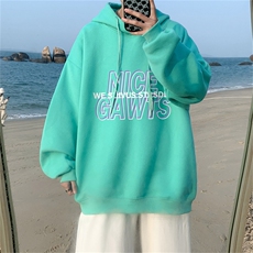 湖蓝色