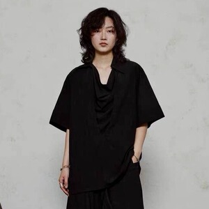 街拍辣妹露脐高腰短袖T恤女设计感不规则下摆褶皱体恤短宽松上衣图片