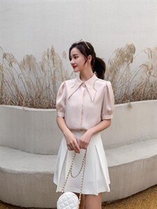 精致大方款夏装图片