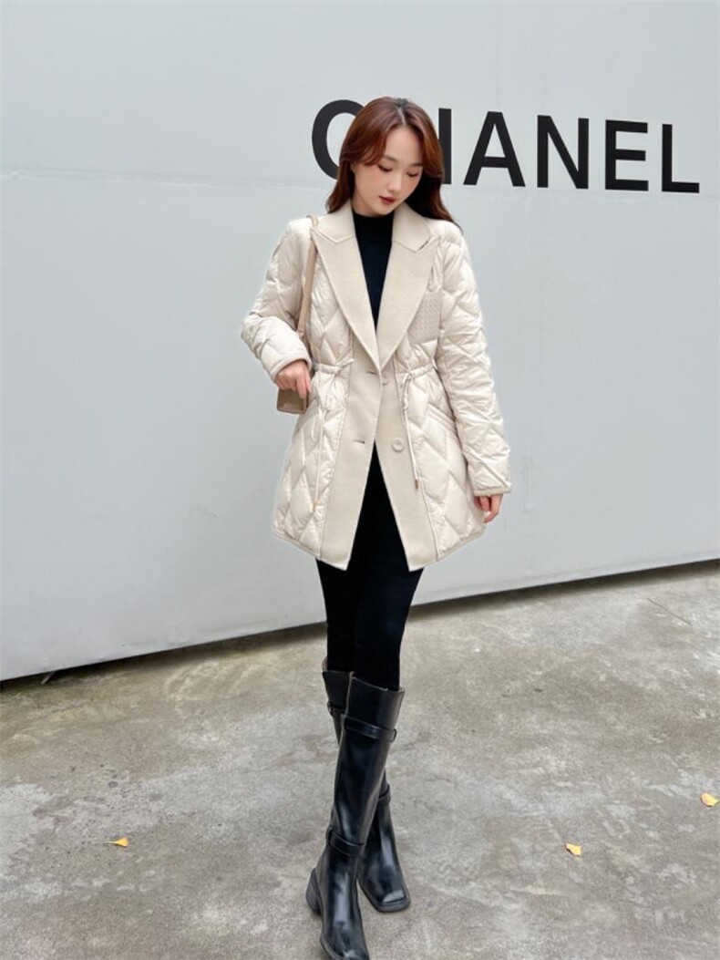 羽绒服，女装羽绒服，水恋百合