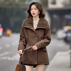 咖色羊羔毛翻领加绒派克服女2025冬季中长款加厚保暖收腰棉服外套，女装短外套，E百度