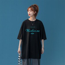 黑色