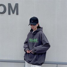 2021年秋冬新款加绒加厚休闲卫衣，女装卫衣/绒衫，咖啡色