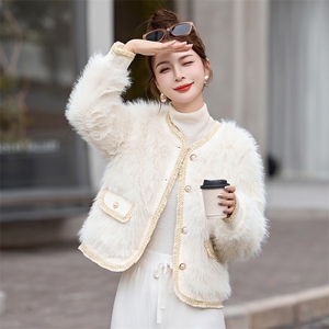 小香名媛风皮毛一体外套女2024冬新款气质短款毛茸茸环保皮草上衣图片