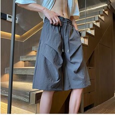 深灰色