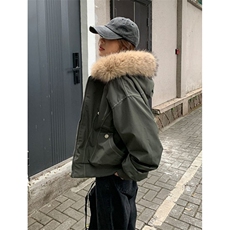 军绿色