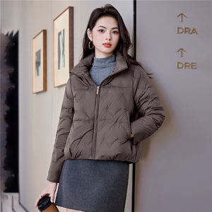 秋冬短款轻薄立领羽绒服女2025新款户外健身鸭绒防风棉服图片