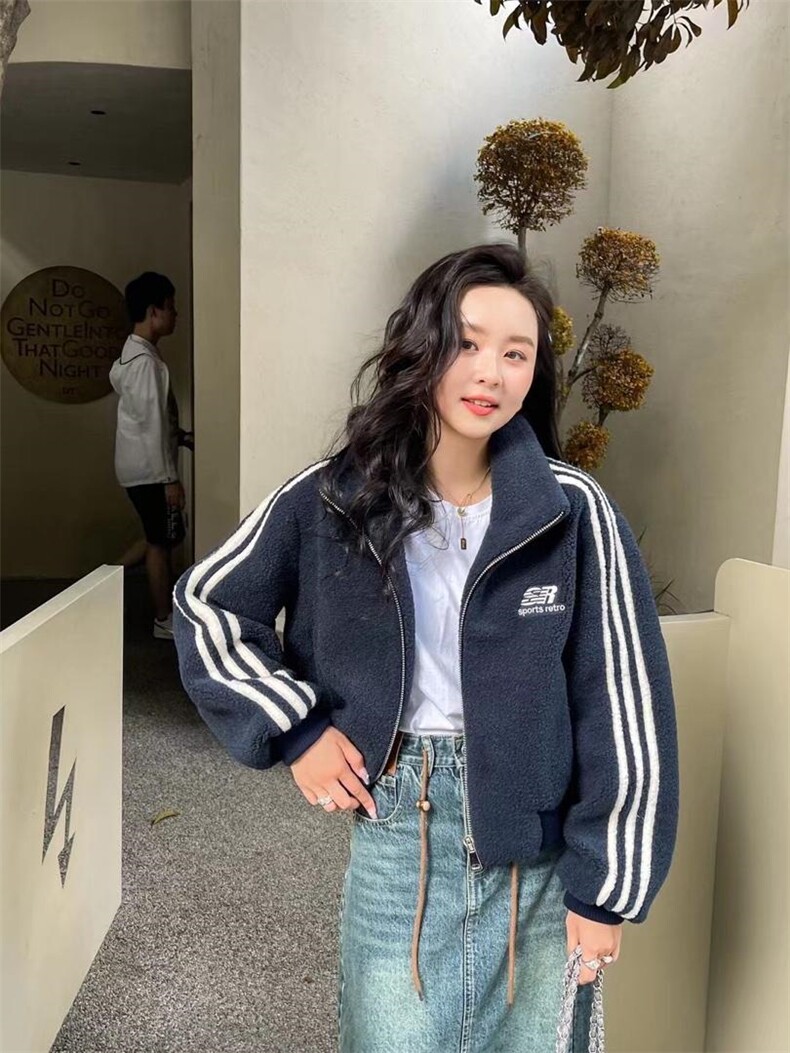 冬装新款毛毛短外套，女装短外套，玫瑰共和国