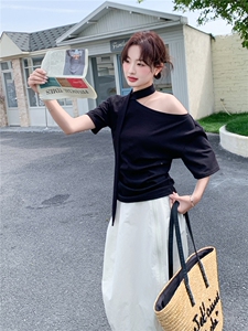夏季舒适短袖透气常规薄款女休闲两件套套装图片