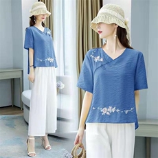 现货上衣，其它，百衣时尚