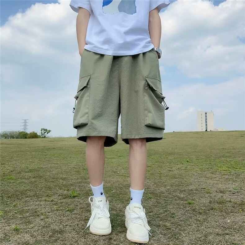 夏季薄款潮牌冰丝休闲工装大口袋宽松直筒五分短裤男速干裤子图片