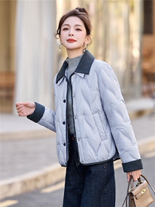 现货！短款羽绒服女灯芯绒翻领时尚巴恩风小个子加厚保暖上衣外套图片