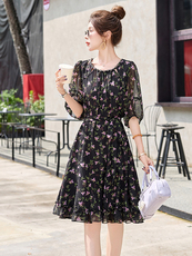 高级感碎花连衣裙女2025夏季新薄款小个子收腰显瘦十三行法式裙子，女装连衣裙，恋慕依尚
