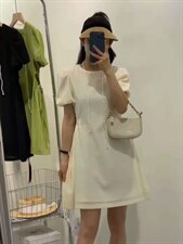 欧货同款配珍珠项链连衣裙，女装连衣裙，玩美