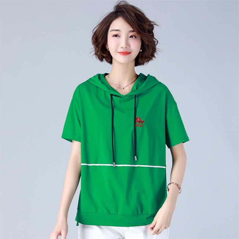 板酷2026夏装新款时尚宽松刺绣连帽短袖T恤女纯色刺绣拼接款B318，女装T恤，板酷