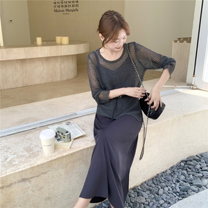高级感搭配灰色连衣裙搭配罩衫春秋2025新款超火好看长裙两件套装