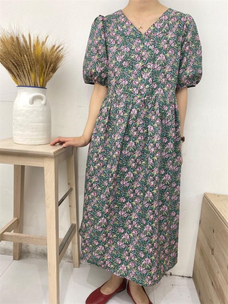 韩版中长款宽松显瘦连衣裙现货，女装连衣裙，雨木其