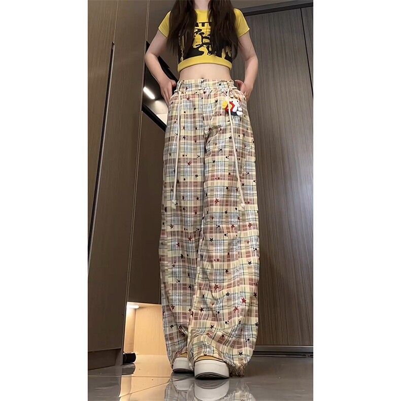 A797-特P40现货格子裤弯刀拼接休闲裤送KT猫公仔挂坠和腰绳,男装休闲裤,电商B335