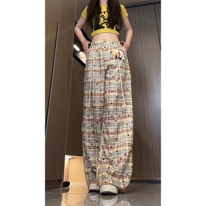 A797-特P40 现货 格子裤弯刀拼接休闲裤送KT猫公仔挂坠和腰绳图片