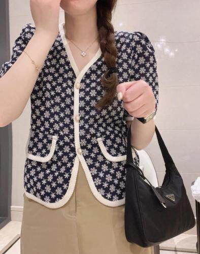 刺绣麻棉珍珠扣开衫，女装，新袖