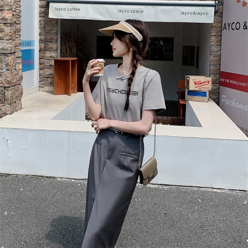 超好看灰色连衣裙套装女2025夏新款减龄字母t恤开叉半身裙两件套,女装套装/套裙,浙宝203