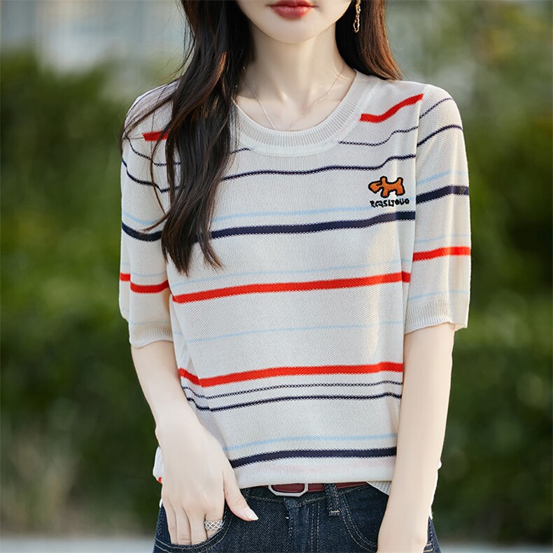 夏季新款女士简约时尚舒适天丝刺绣短袖,女装T恤,斯美雅电商供货