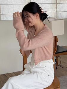 高级设计款！时尚针织开衫女毛衣秋冬宽松短款上衣羊毛小外套图片